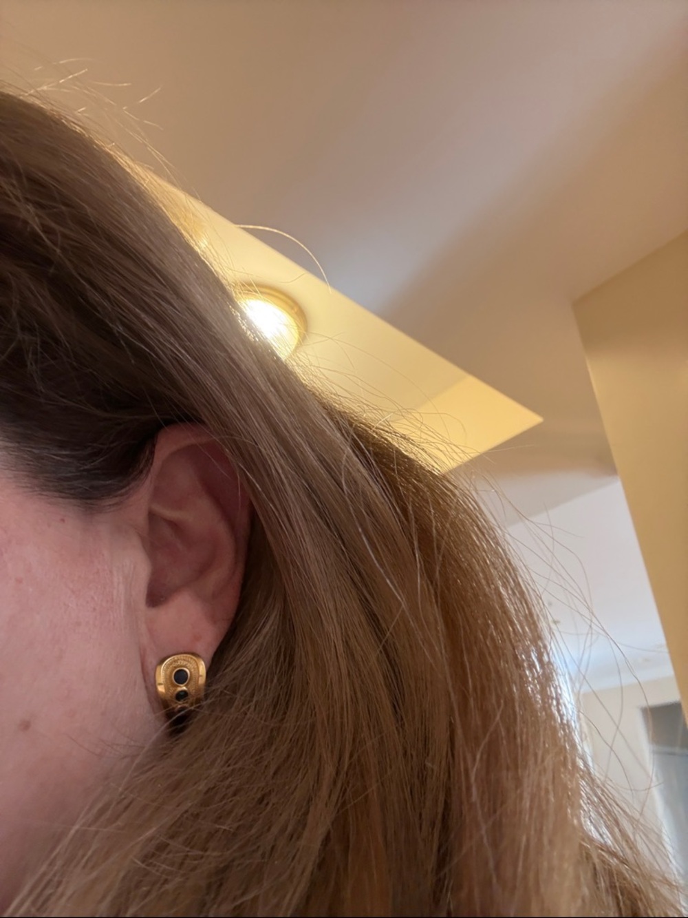 18k Italian gold and sapphire earrings
